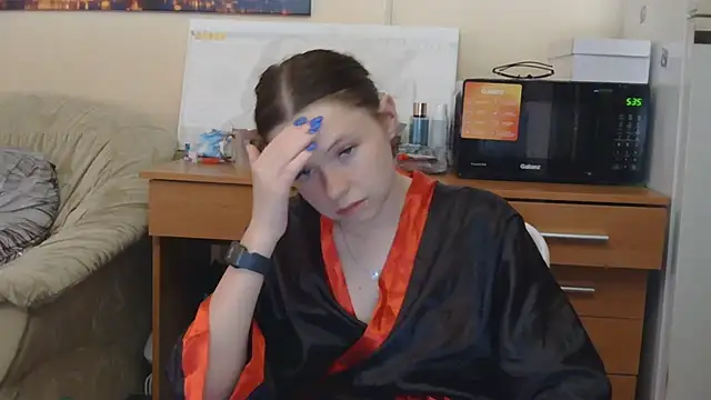 JessicaHolland1 online show from June 28, 2026, 5:19 pm