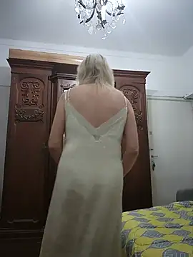 MatureElegantWidow online show from June 27, 2026, 12:48 am