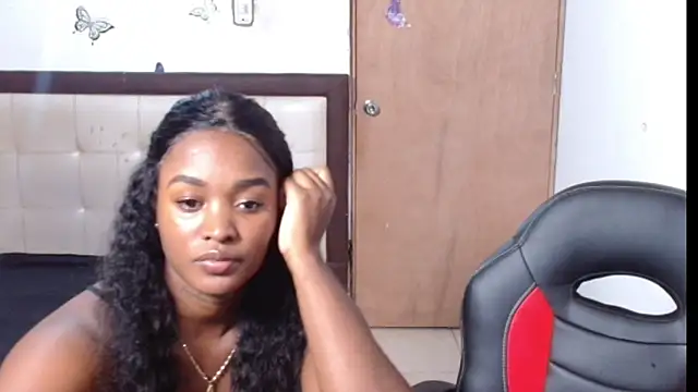 YANADEBAYO online show from May 2, 2026, 1:21 am