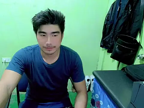 Snapshot of Hunkfireman chatting on April 19, 2026, 10:36 am Hunkfireman online show from April 19, 2026, 10:36 am