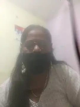 Snapshot of SEEMA_012 chatting on April 13, 2026, 5:35 am SEEMA 012 online show from April 13, 2026, 5:35 am