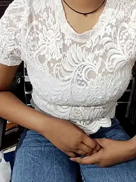 Snapshot of SWEETI_HORNY50 chatting on April 6, 2026, 1:34 pm SWEETI HORNY50 online show from April 6, 2026, 1:34 pm