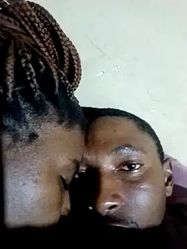 Snapshot of alphamale25 chatting on May 13, 2026, 9:44 pm alphamale25 online show from May 13, 2026, 9:44 pm