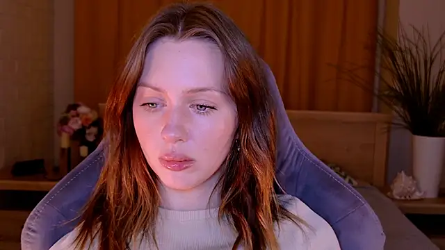 MeganClapp online show from April 27, 2026, 5:27 am