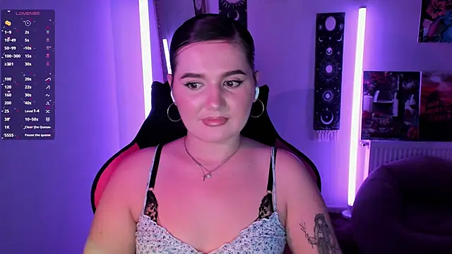 Snapshot of SourCherry__ chatting on June 20, 2026, 7:16 pm SourCherry online show from June 20, 2026, 7:16 pm