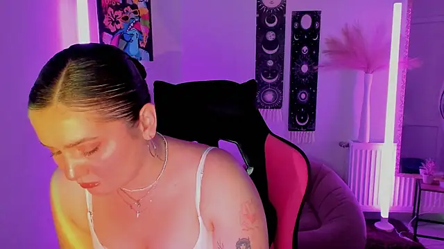 Snapshot of SourCherry__ chatting on July 1, 2026, 12:40 pm SourCherry online show from July 1, 2026, 12:40 pm