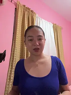 Snapshot of onlykays_ chatting on April 22, 2026, 2:51 pm onlykays online show from April 22, 2026, 2:51 pm