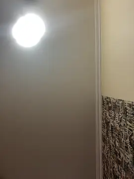 Snapshot of LucyVixxen chatting on April 9, 2026, 12:43 pm LucyVixxen online show from April 9, 2026, 12:43 pm