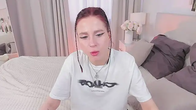 Snapshot of Sonya_Miler chatting on May 27, 2026, 10:23 am Sonya Miler online show from May 27, 2026, 10:23 am