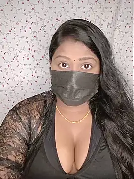 Romantic Woman online show from June 5, 2026, 6:02 pm