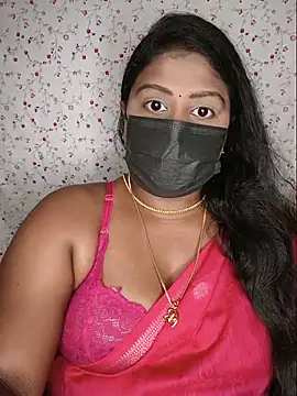 Romantic Woman online show from June 25, 2026, 6:01 pm