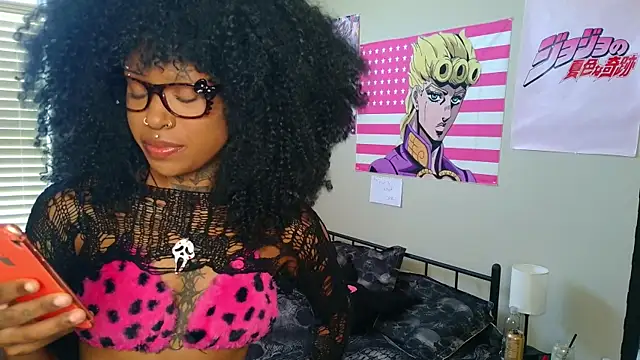 spookiebaddie online show from April 16, 2026, 6:09 pm