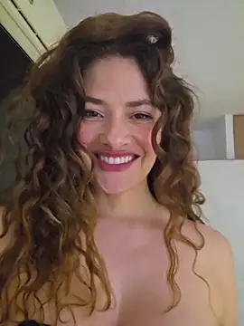 CelineBoyer  online show from June 26, 2026, 10:47 pm