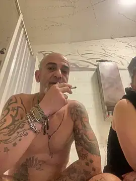 tubeton online show from April 28, 2026, 6:24 pm