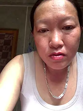 Snapshot of candy-beo chatting on May 16, 2026, 12:07 am candy-beo online show from May 16, 2026, 12:07 am