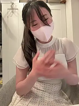 hiyori hiyochan online show from August 6, 2026, 12:07 pm