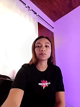 Snapshot of Leticia_Hinkley_ chatting on May 1, 2026, 12:54 pm Leticia Hinkley online show from May 1, 2026, 12:54 pm