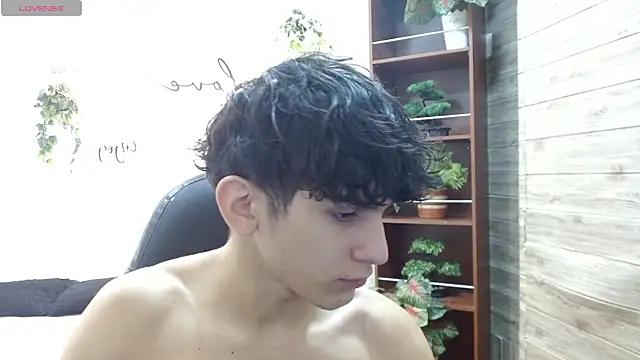 Snapshot of billy_wild chatting on April 23, 2026, 12:15 pm billy wild online show from April 23, 2026, 12:15 pm