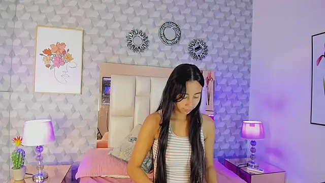 Snapshot of Amber_Ashfang chatting on May 1, 2026, 10:53 am Amber Ashfang online show from May 1, 2026, 10:53 am
