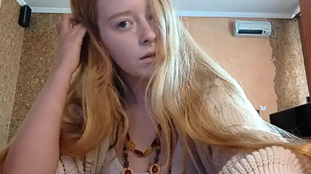 KateVibe 01 online show from April 10, 2026, 4:28 am