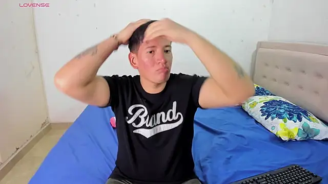 ethanandzoe online show from April 27, 2026, 7:45 pm