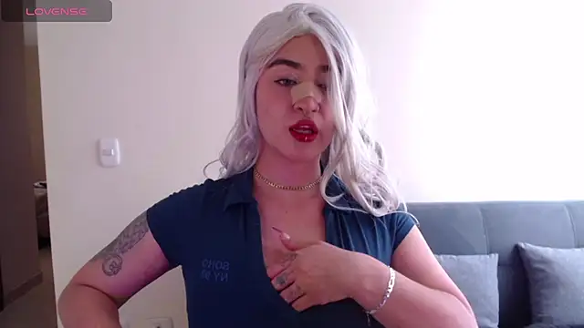 Mollyrose99 online show from July 6, 2026, 7:27 pm