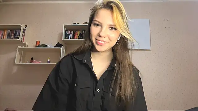 Snapshot of KeliVerde chatting on April 11, 2026, 6:01 pm KeliVerde online show from April 11, 2026, 6:01 pm