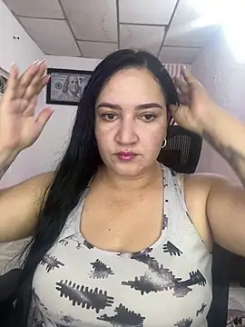 Snapshot of Fresita-12 chatting on May 2, 2026, 10:04 pm Fresita-12 online show from May 2, 2026, 10:04 pm