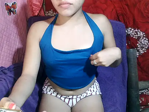 Snapshot of kiffy_miley79 chatting on July 14, 2026, 1:28 pm kiffy miley79 online show from July 14, 2026, 1:28 pm
