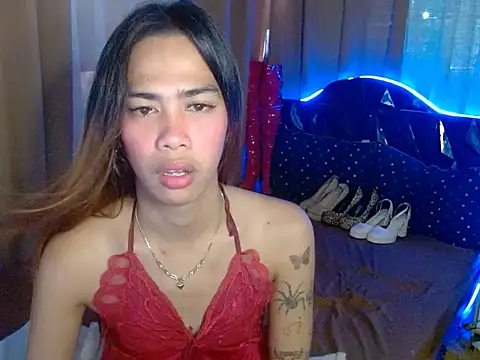 Snapshot of IvoneGodWill chatting on May 18, 2026, 8:20 am IvoneGodWill online show from May 18, 2026, 8:20 am