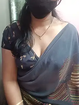 Snapshot of flora-jasmine-telugu chatting on July 4, 2026, 6:19 am flora-jasmine-telugu online show from July 4, 2026, 6:19 am