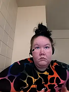 hisalphaqueen27 online show from April 24, 2026, 12:57 am