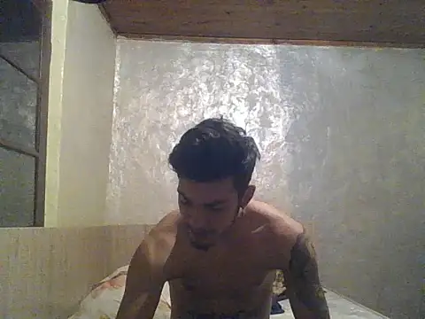 robertmrn112 online show from May 30, 2026, 9:45 pm