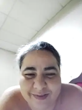 Snapshot of Golositadeamor chatting on May 20, 2026, 5:24 am Golositadeamor online show from May 20, 2026, 5:24 am