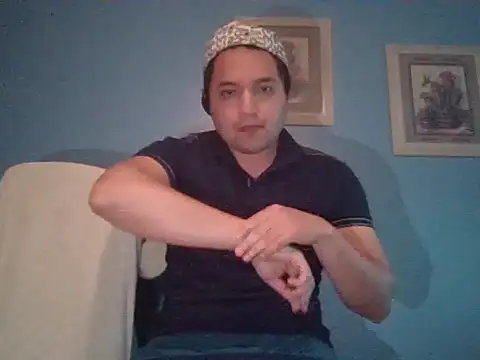 DavidGomez19x online show from April 6, 2026, 6:14 am