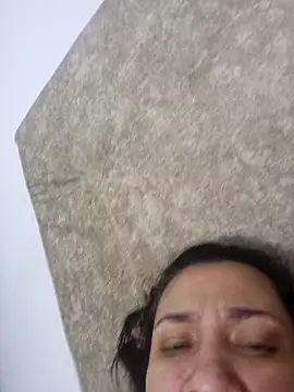 Snapshot of Nia_amaur chatting on April 8, 2026, 6:24 am Nia amaur online show from April 8, 2026, 6:24 am