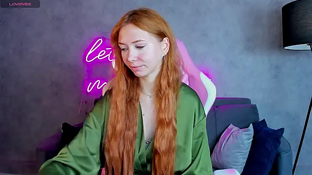 Snapshot of Sienna_Nyx chatting on June 29, 2026, 9:15 am Sienna Nyx online show from June 29, 2026, 9:15 am
