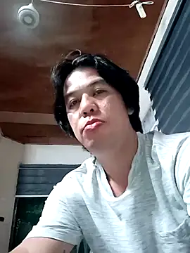 Snapshot of akiramoore chatting on June 5, 2026, 5:40 pm akiramoore online show from June 5, 2026, 5:40 pm