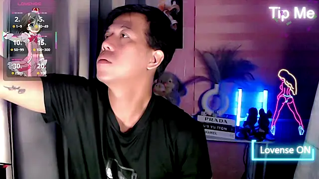 Snapshot of akiramoore chatting on June 28, 2026, 2:39 am akiramoore online show from June 28, 2026, 2:39 am