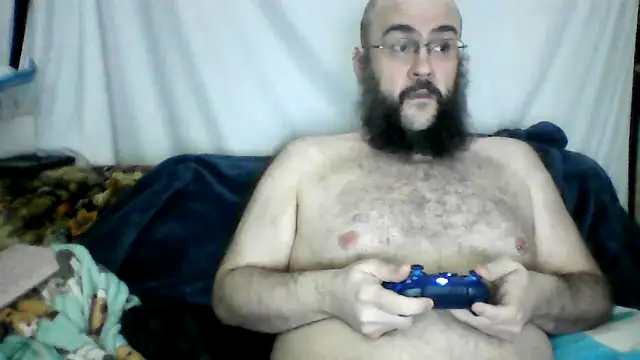 BriTheTopBear online show from April 28, 2026, 2:27 am