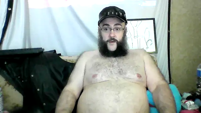 BriTheTopBear online show from May 19, 2026, 3:02 am
