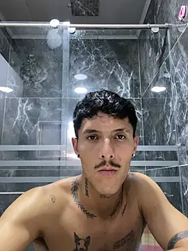 ALEXXXTREM69 online show from May 15, 2026, 10:50 pm