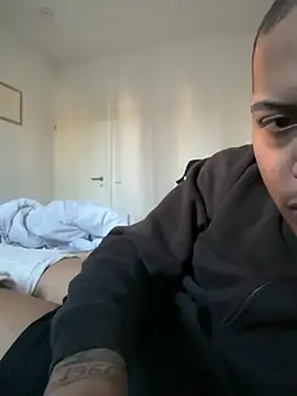 Snapshot of Yiskel chatting on April 7, 2026, 4:29 pm Yiskel online show from April 7, 2026, 4:29 pm