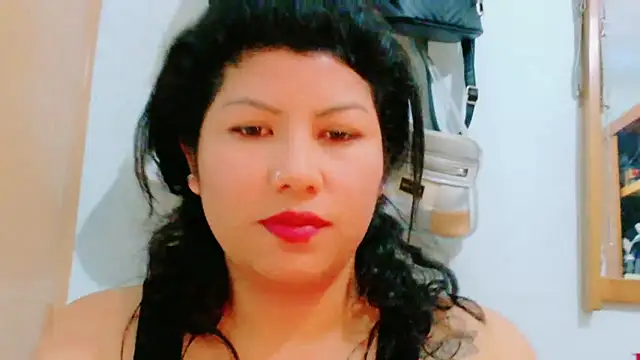 MojaditPussy online show from May 17, 2026, 2:24 pm
