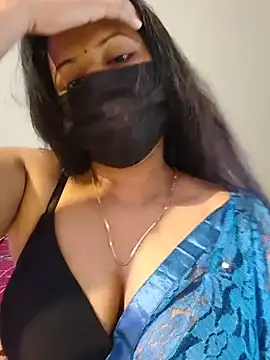 Hot Alicee online show from May 28, 2026, 8:44 am