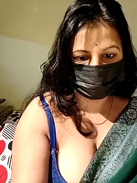 Snapshot of Hot_Alicee chatting on June 13, 2026, 5:11 pm Hot Alicee online show from June 13, 2026, 5:11 pm