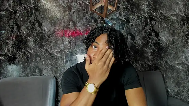 axel silva4 online show from May 10, 2026, 7:19 pm