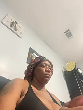 amberchill26 online show from August 7, 2026, 12:34 am