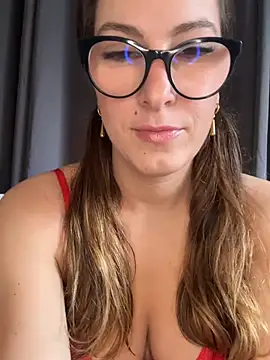 Snapshot of Miarose_gabani chatting on June 29, 2026, 3:23 pm Miarose gabani online show from June 29, 2026, 3:23 pm