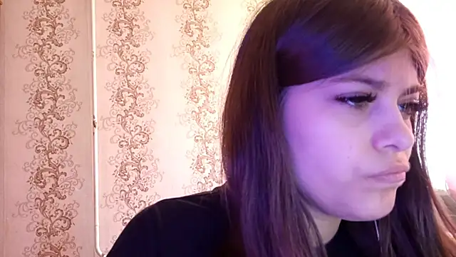 Snapshot of Mialikesun chatting on May 10, 2026, 10:09 am Mialikesun online show from May 10, 2026, 10:09 am